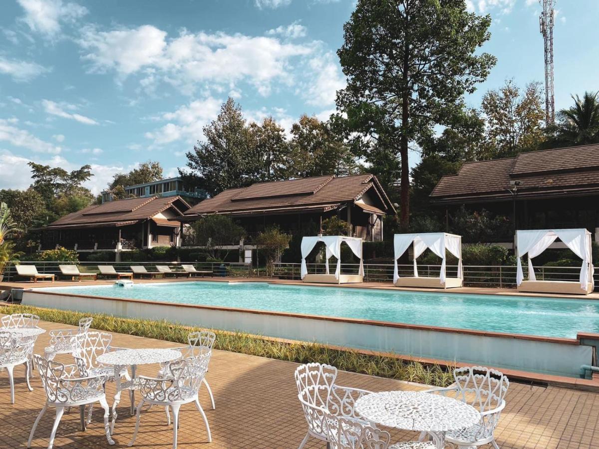 PhuBachiang Golf&Resort Pakse Exterior foto
