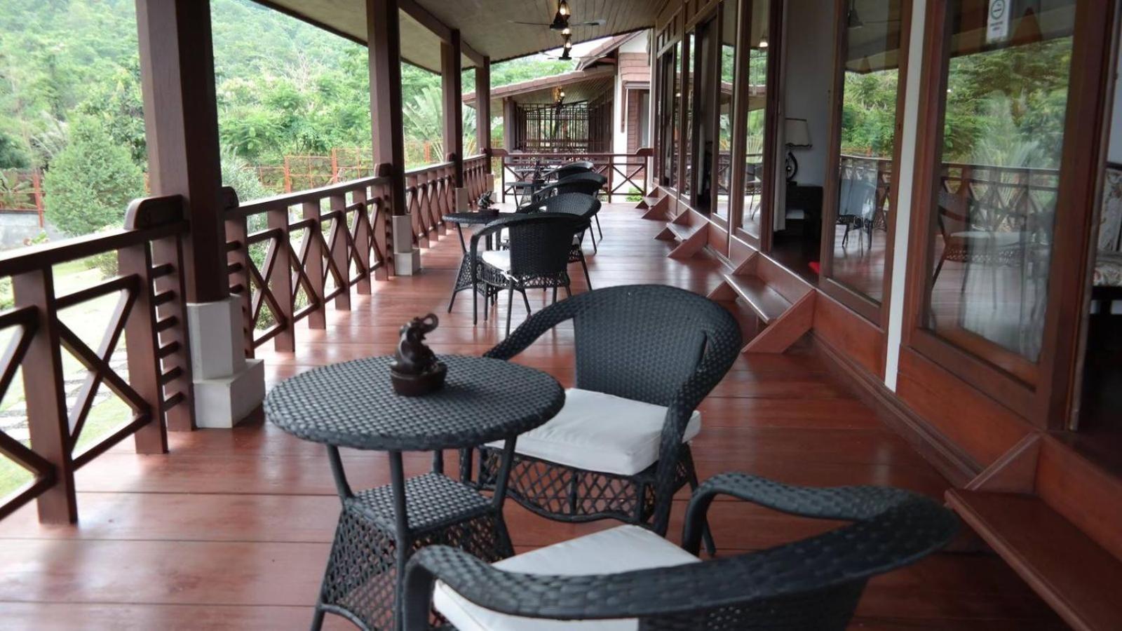 PhuBachiang Golf&Resort Pakse Exterior foto
