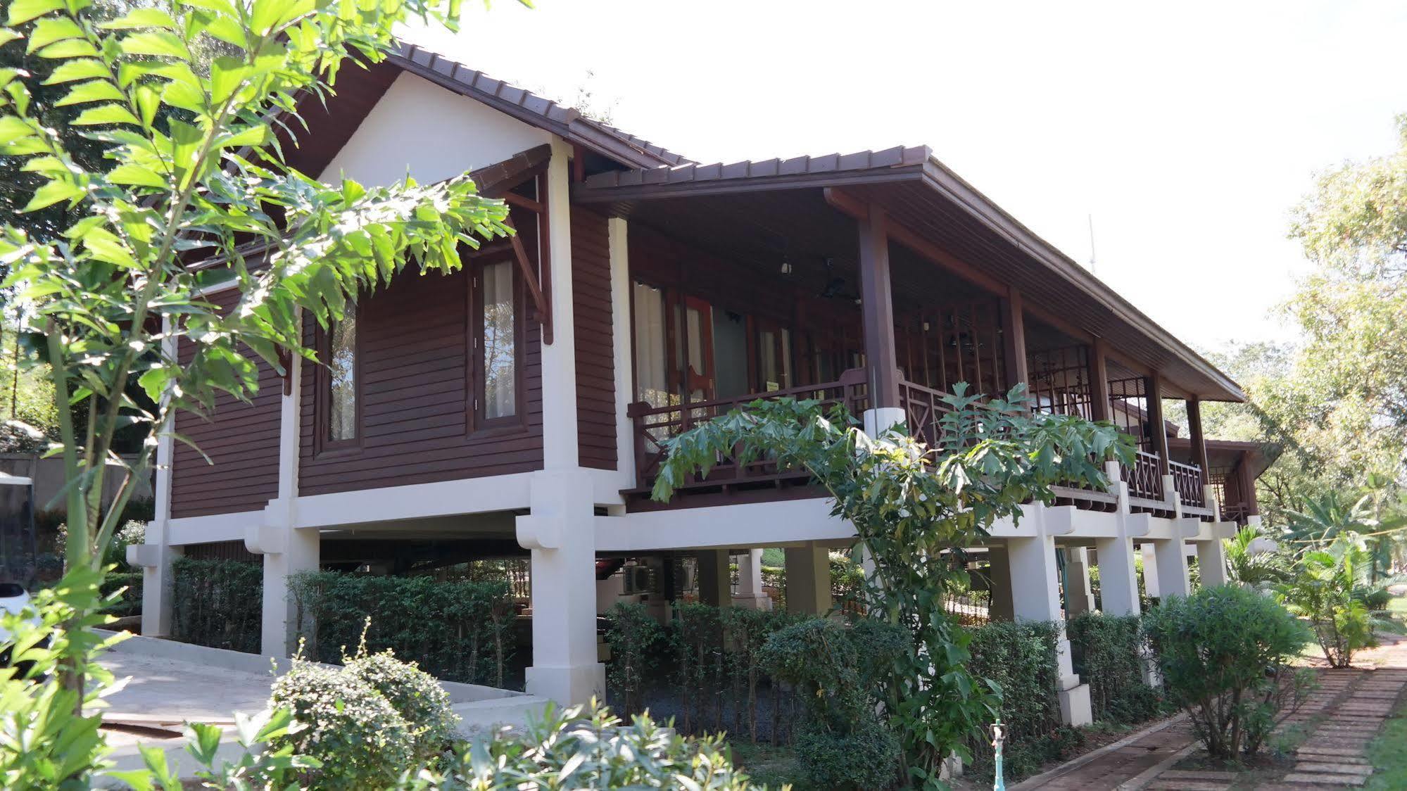 PhuBachiang Golf&Resort Pakse Exterior foto