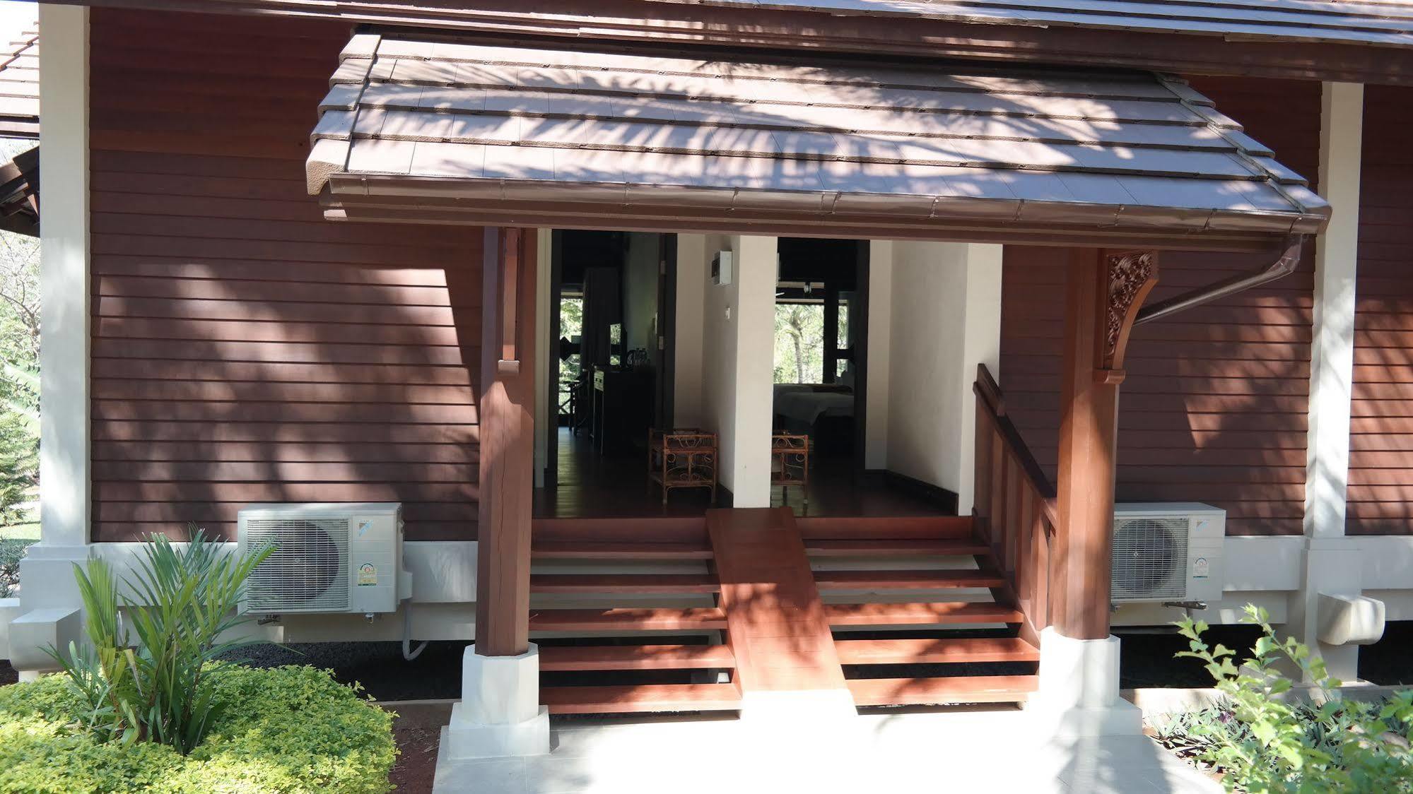 PhuBachiang Golf&Resort Pakse Exterior foto